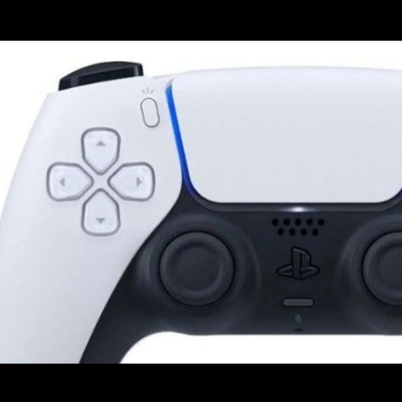 PS5 Dual Sense White Wireless Controller - Picture 2 of 8